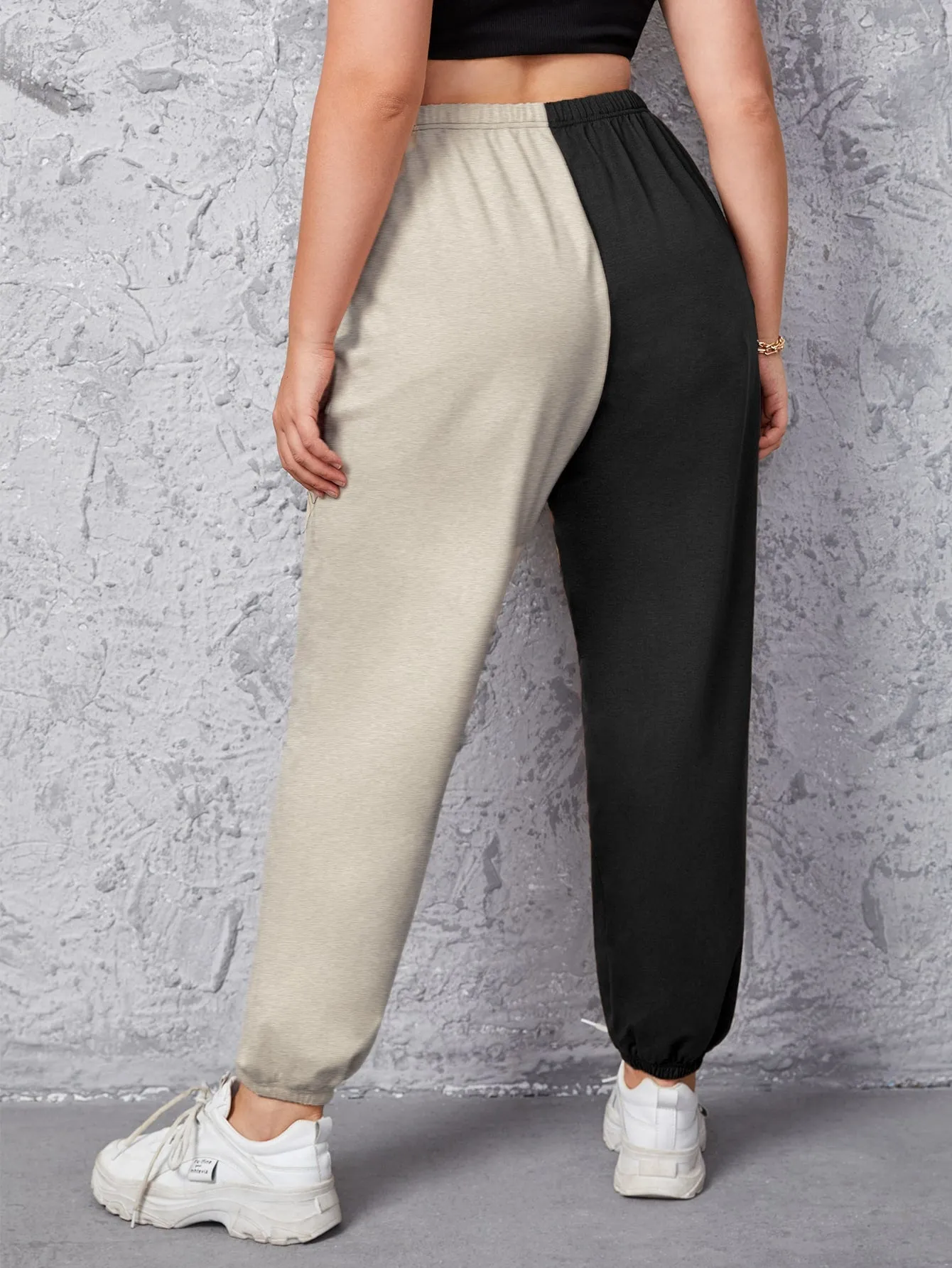 Colorblock High Waist Cropped Plus Size Sweatpants