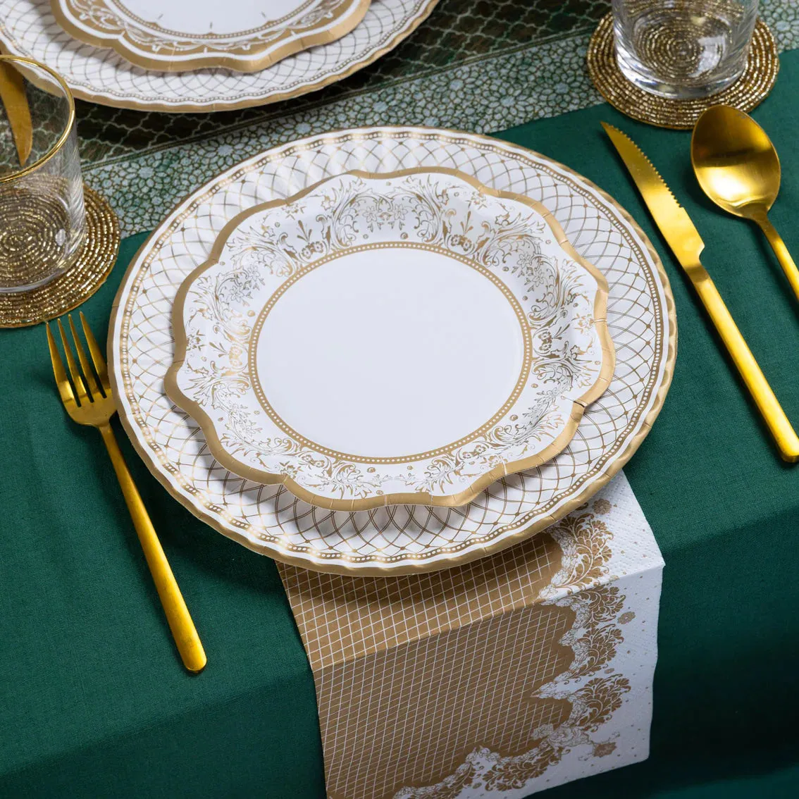 Gold Medium Paper Plates - 12 Pack